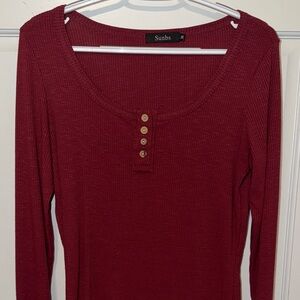 Women's Burgundy Buttoned Long Sleeve Tee